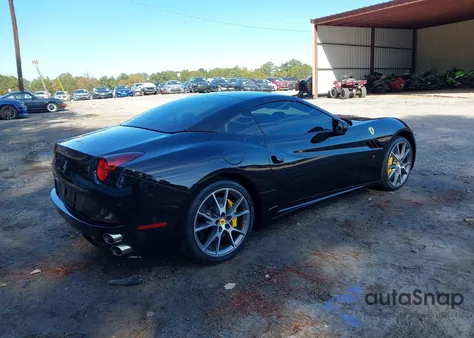 2013 Ferrari California from USA, damaged, VIN ZFF65TJA1D0193934